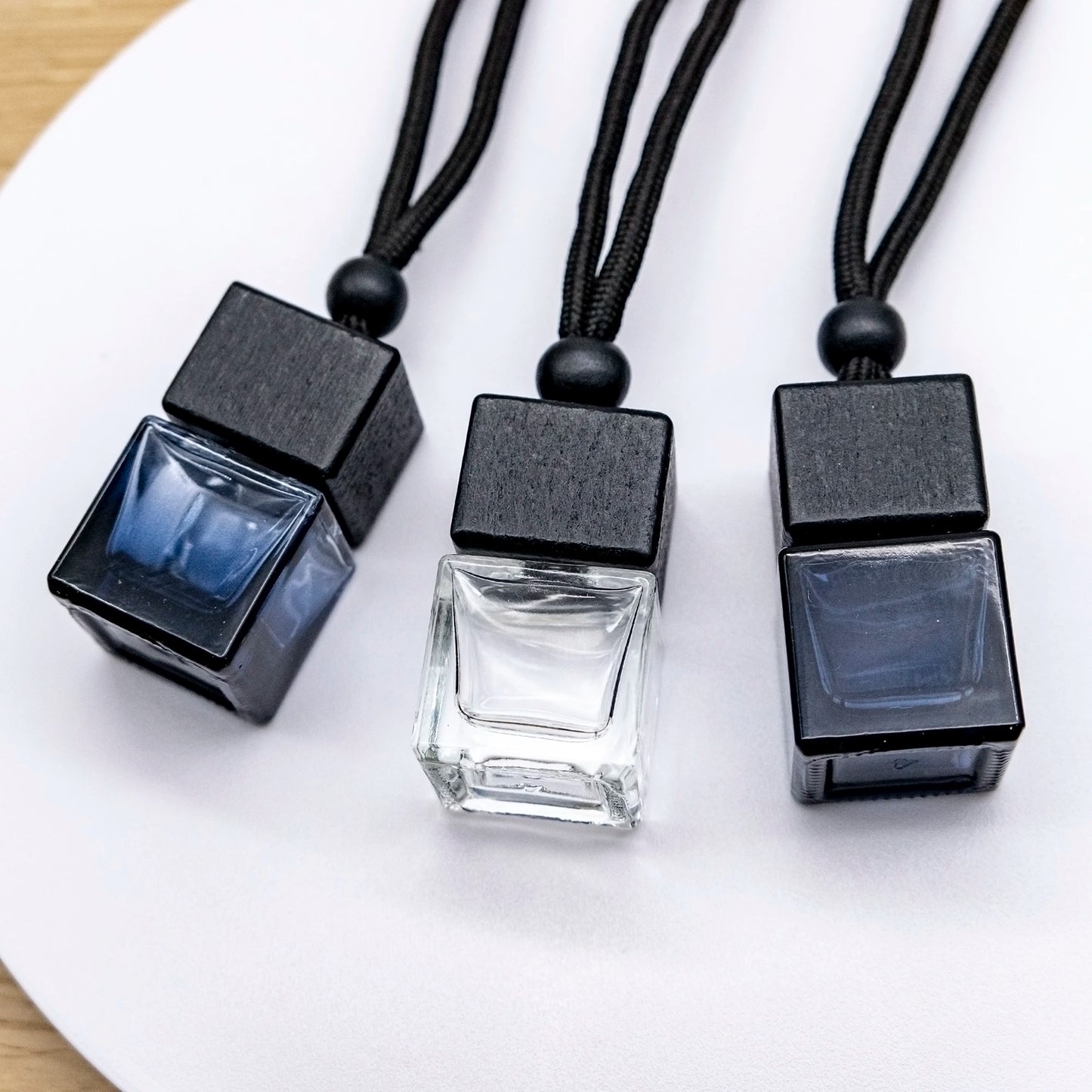 Black Cap Oil Diffuser